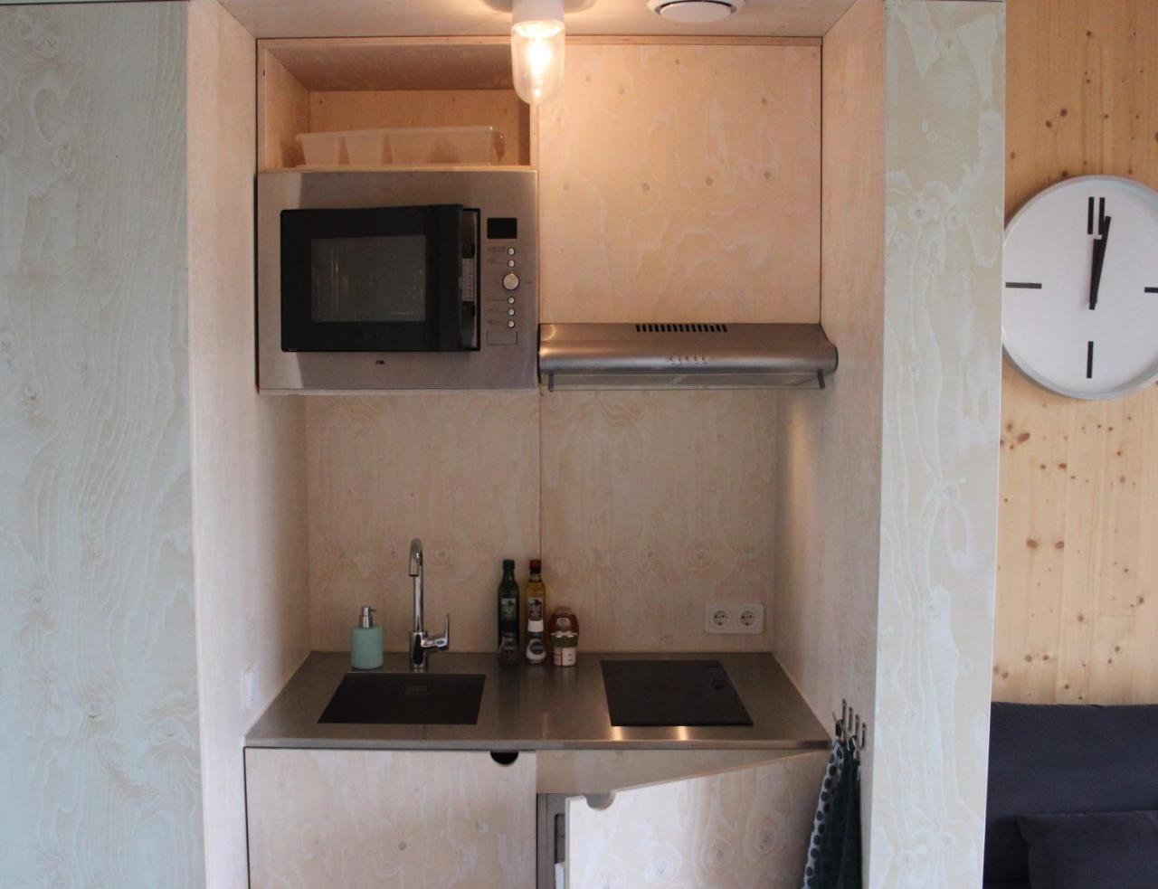 Апартаменти Roots Tiny House Тілбург Екстер'єр фото